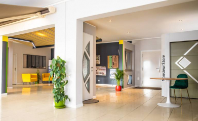 Agencement et décoration d'un showroom à Compiègne dans l'Oise 60 image 