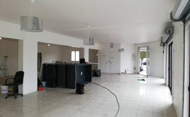 Agencement et décoration d'un showroom à Compiègne dans l'Oise 60 image 